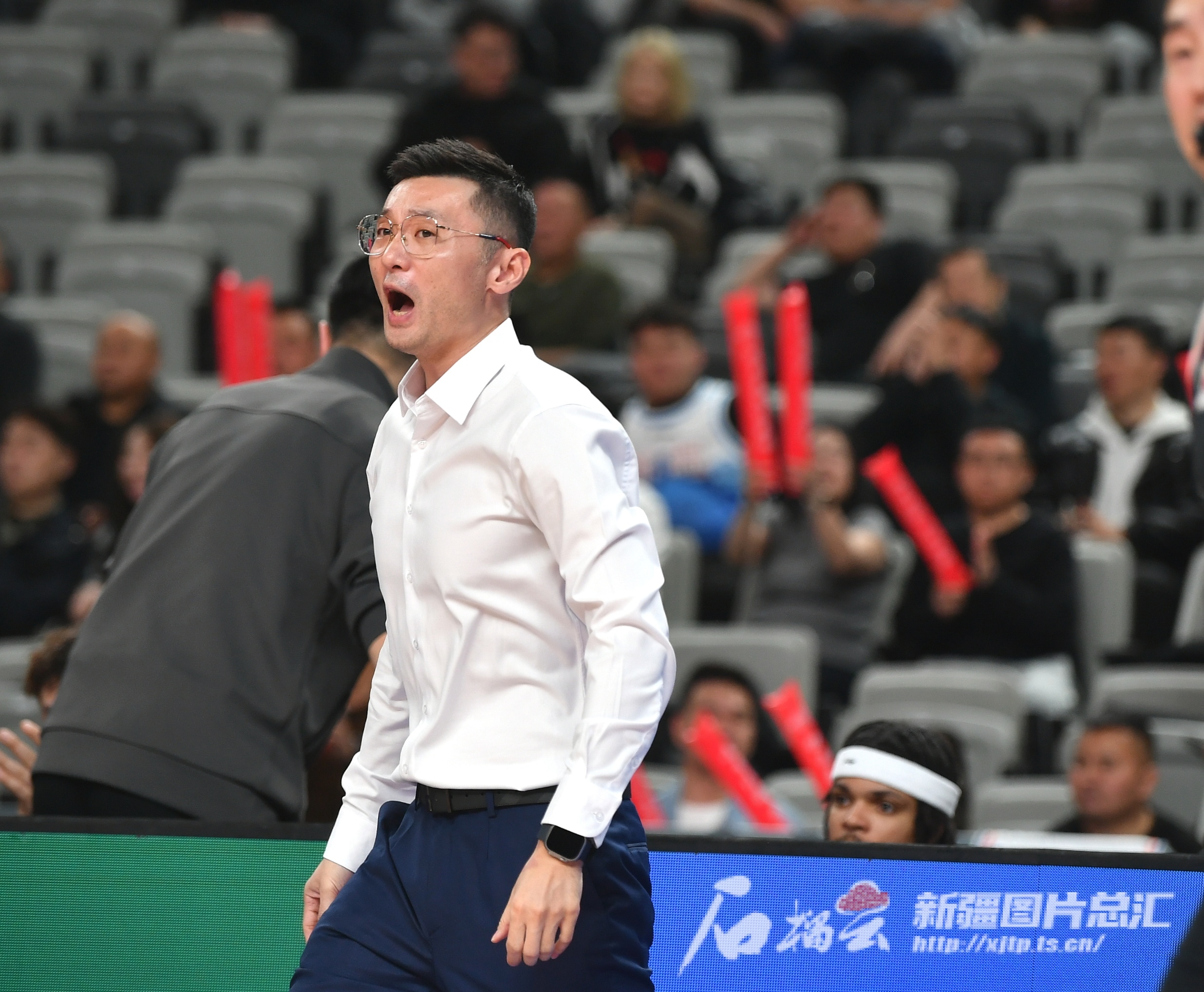 包含赛前意大利杯焦点战，深圳男篮完成体检，态度坚定，年轻球员得到机会的词条-LOL下注官方